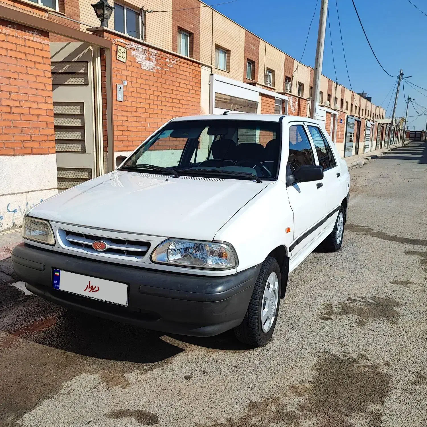 پراید مدل ۹۶ بیرنگ سند دسته اول|خودرو سواری و وانت|کاشان, ۲۲ بهمن|دیوار