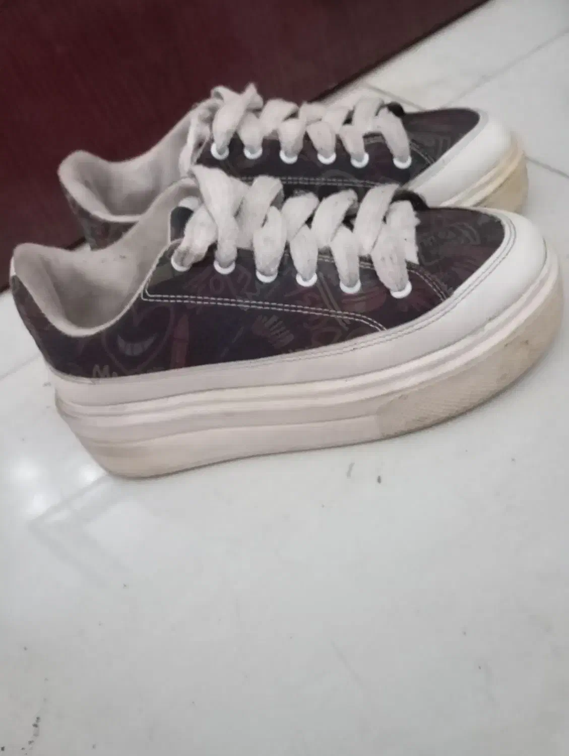 کتانی زنانه دخترانه|کیف، کفش، کمربند|پاکدشت, پاکدشت (مامازند)|دیوار