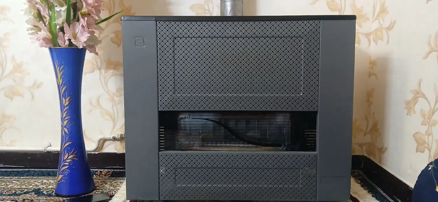 میز تی وی و دراور و کمد آویز و دو عدد بخاری|جاکفشی، کمد، دراور|ملارد, |دیوار