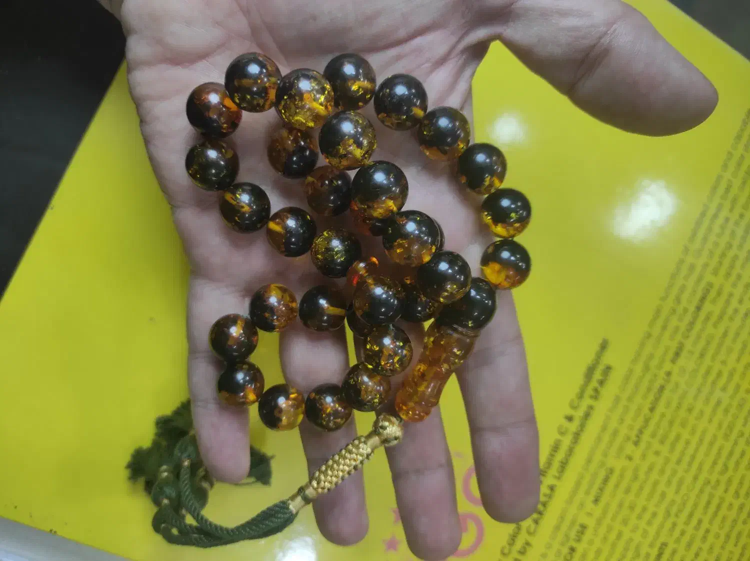 تسبیح کهربا لیتوانی|جواهرات|شاهین‌شهر, عطار|دیوار