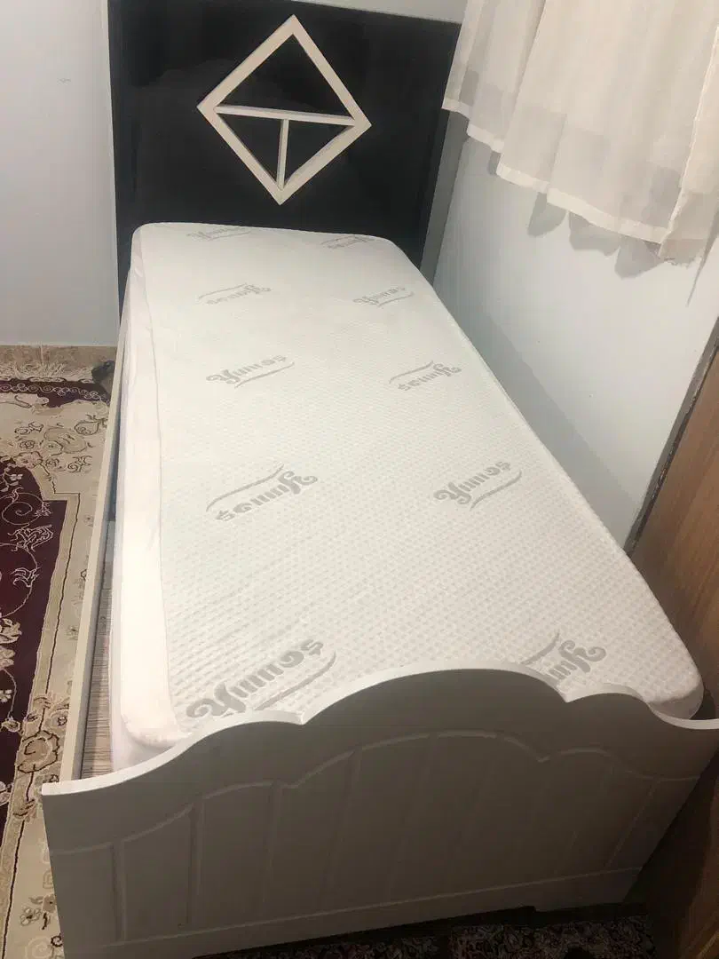 تخت|تخت و سرویس خواب|محمدشهر, محمدشهر|دیوار