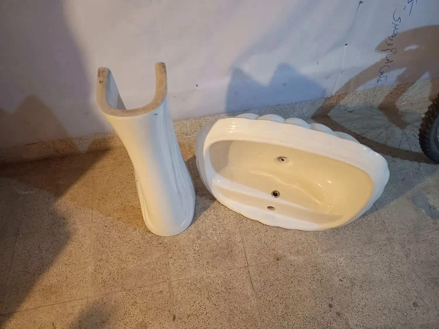 ساختمانی|لوازم سرویس بهداشتی|ارومیه, |دیوار