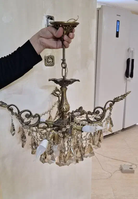 لوستر|لوستر و چراغ آویز|اصفهان, شاه پسند|دیوار