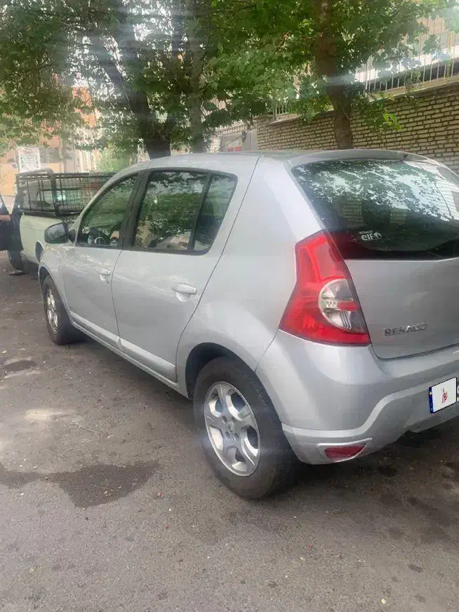 ساندرو اتومات  بی رنگ|خودرو سواری و وانت|تهران, کرمان|دیوار