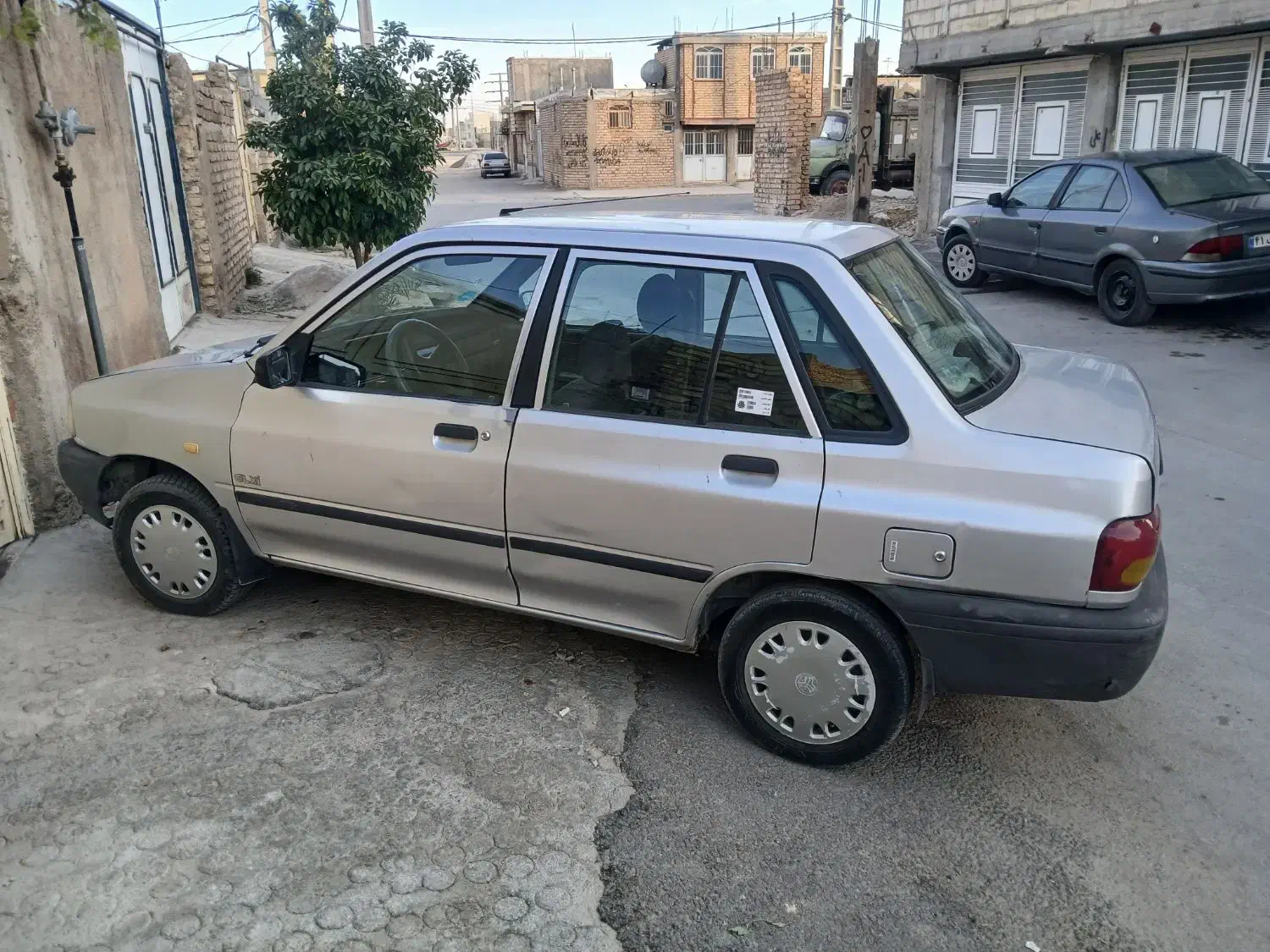 پراید ۸۸ نقره ای|خودرو سواری و وانت|مرودشت, سهل‌آباد|دیوار