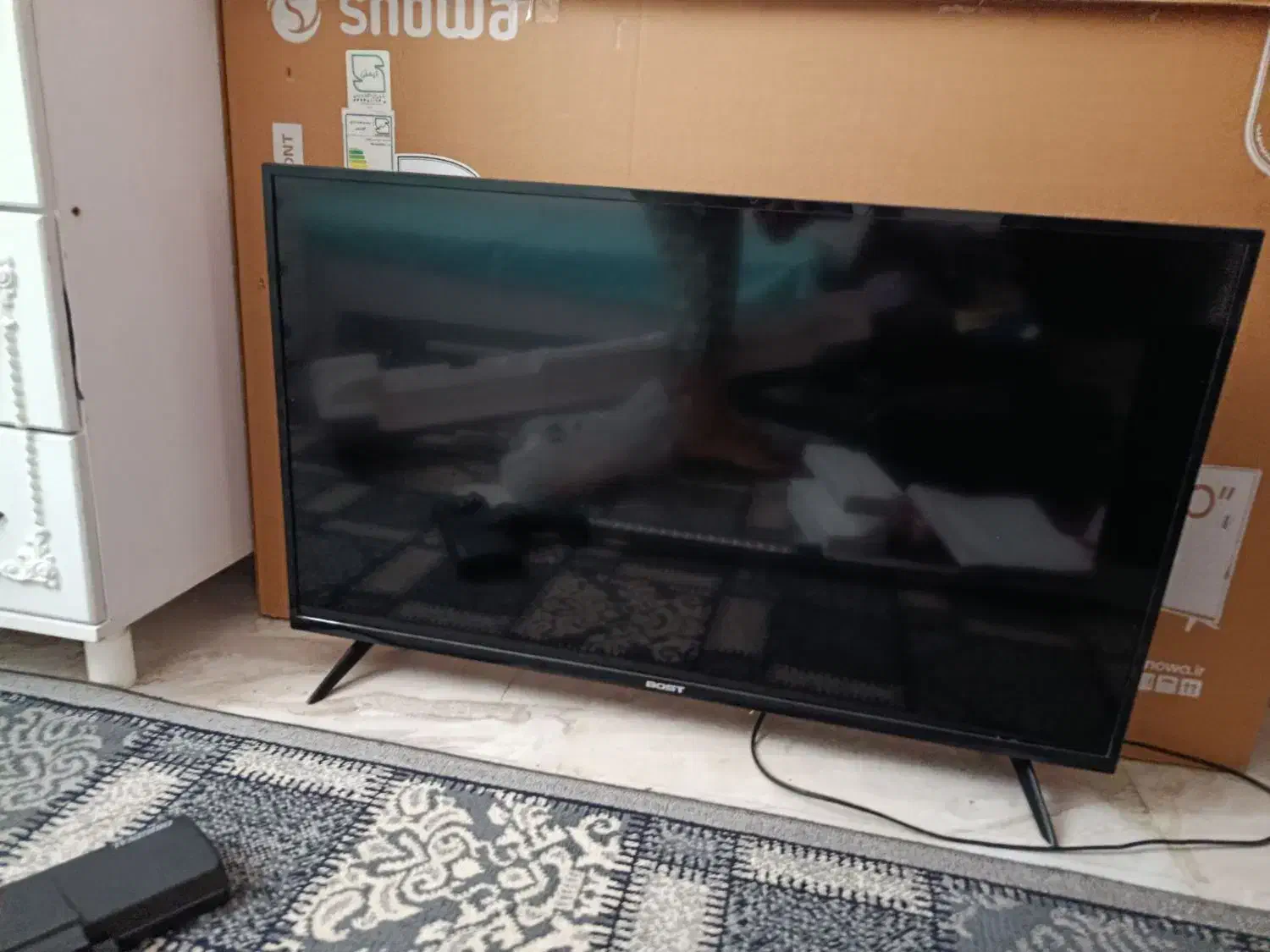 تلوزیونbost LED. 40|تلویزیون و پروژکتور|قروه, |دیوار