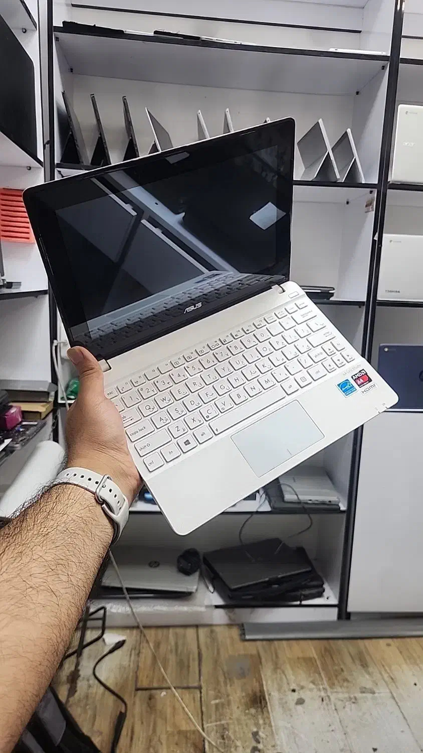 ایسوز لمسی فقط ۵ تومن|رایانه همراه|قم, صفائیه|دیوار