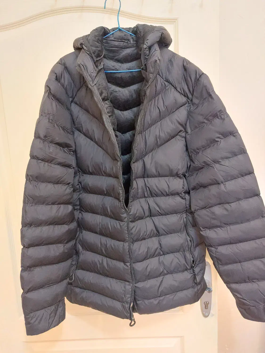 کاپشن خارجی|لباس|تبریز, |دیوار