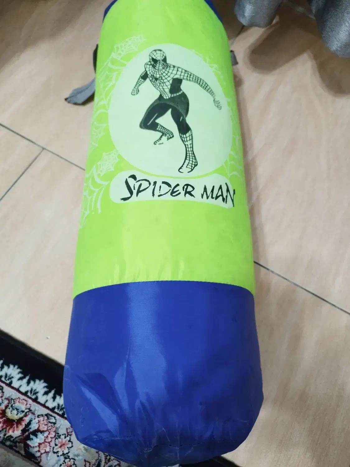 گیتار و کیسه بوکس  سالم و تمیز اصلا استفاده نشده|گیتار، بیس، امپلیفایر|لاهیجان, حاجی آباد|دیوار