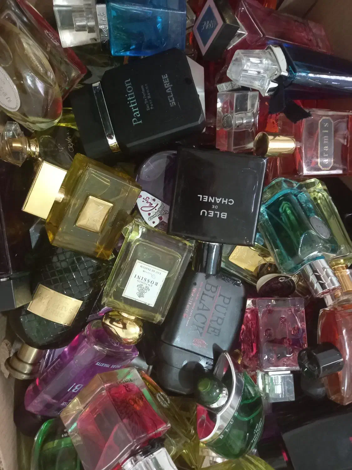 ادکلن عمده 40هزار|آرایشی، بهداشتی، درمانی|نسیمشهر, |دیوار