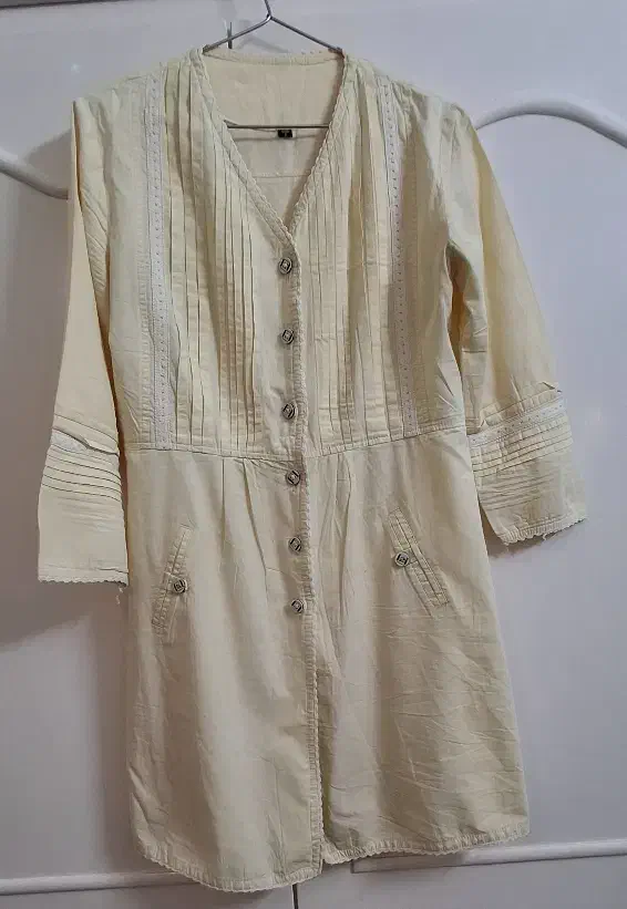 مانتو ها از ۲۰۰ تا ۳۵۰ مفت|لباس|نیشابور, بزرگمهر|دیوار