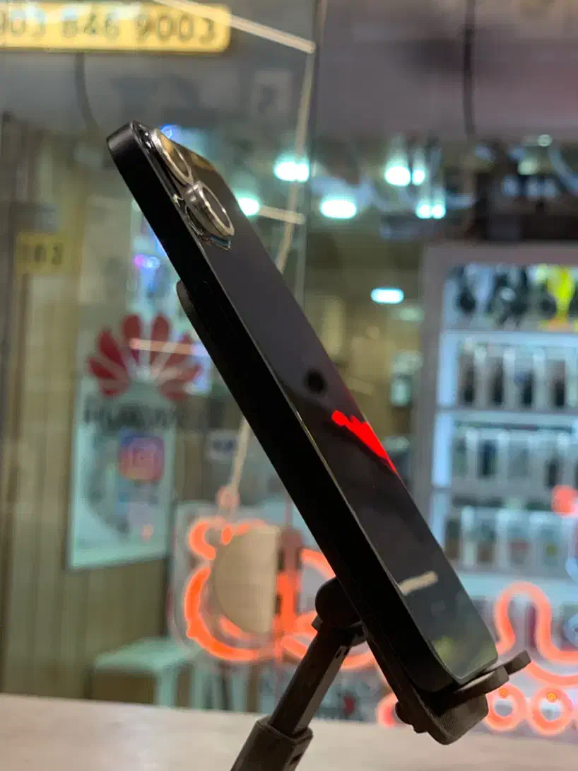 ایفون ۱۳ نرمال|موبایل|سبزوار, قائم|دیوار