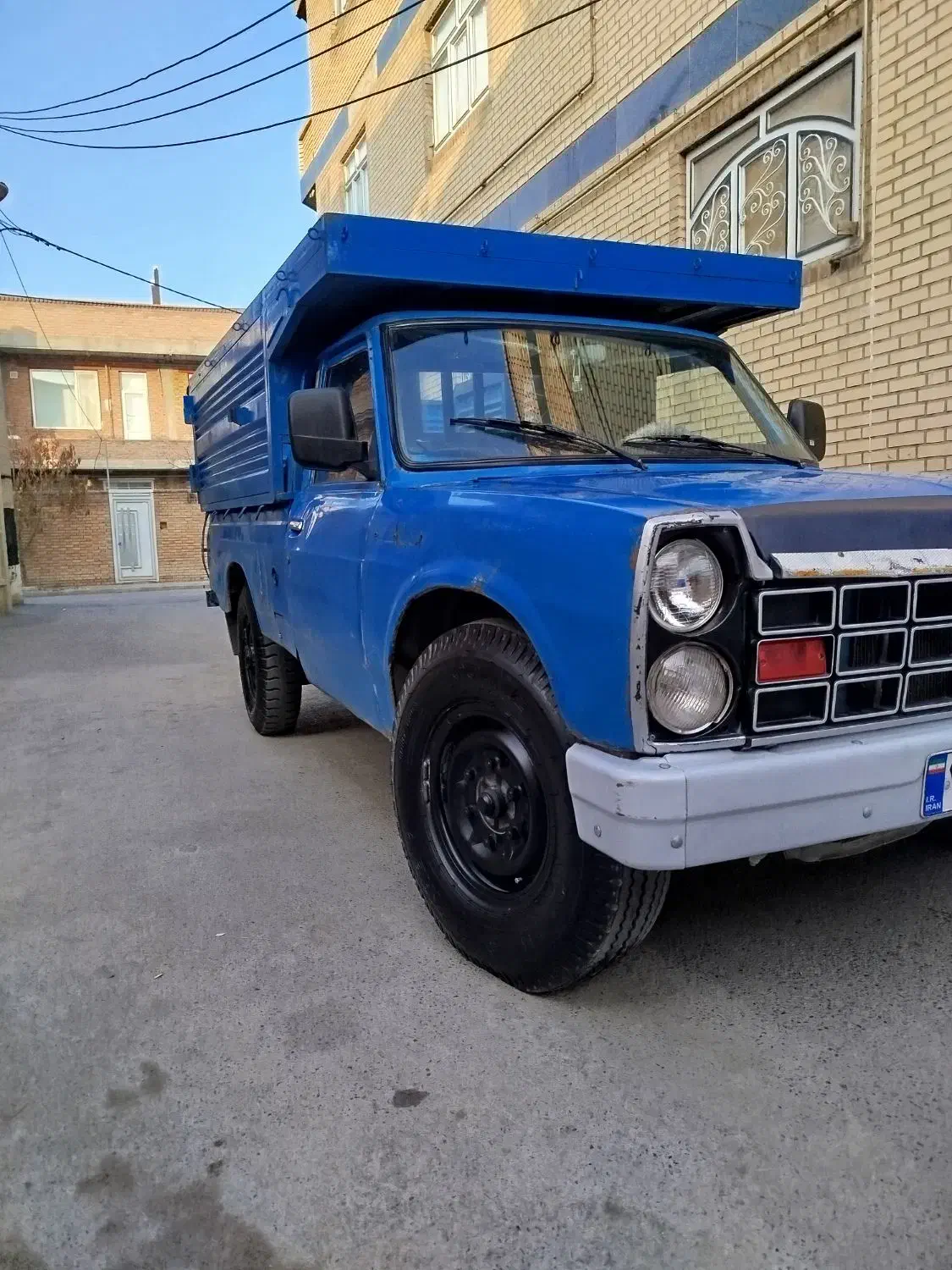 نیسان مدل ۸۴ تناژ بالا|خودرو سواری و وانت|نقده, |دیوار