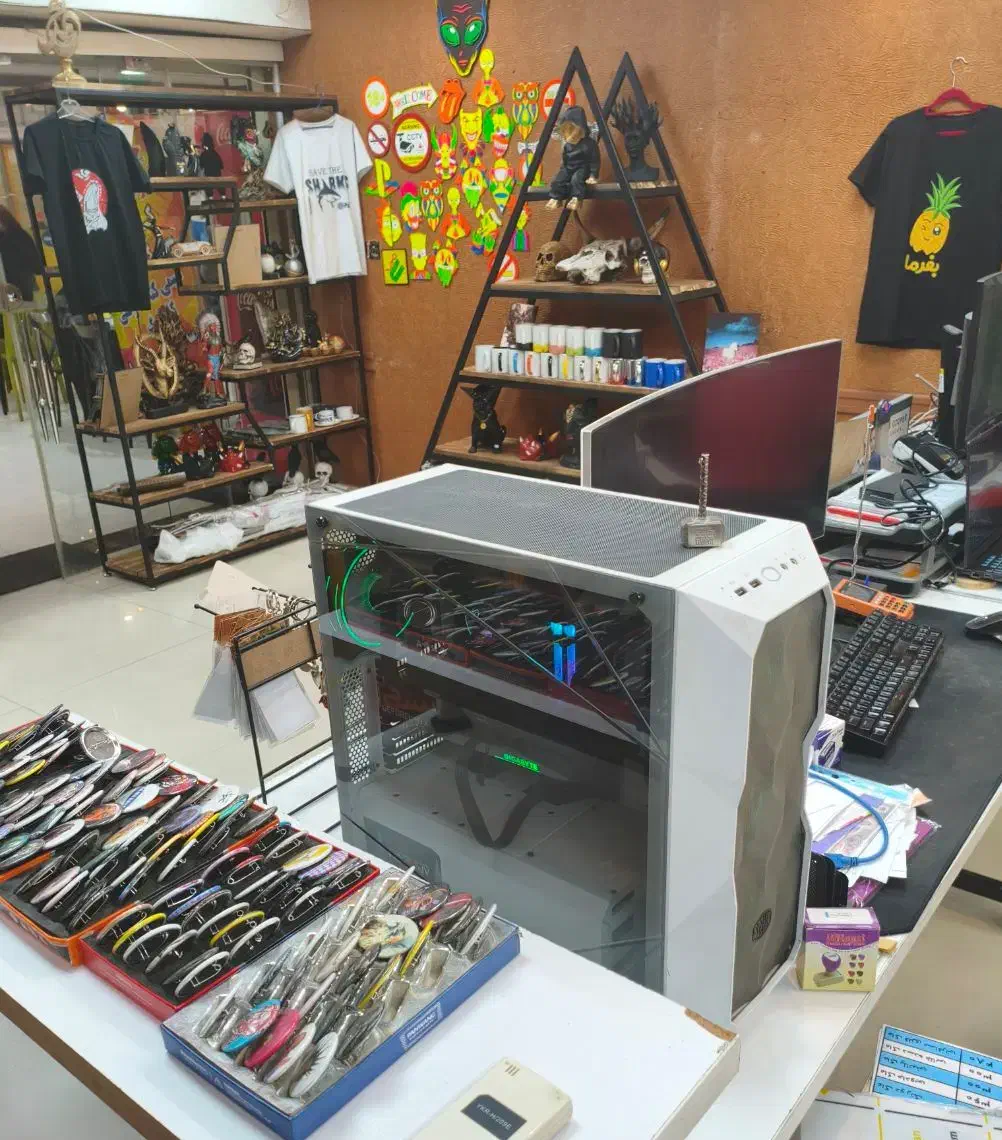 استخدام دفتر فنی چاپ و تبلیغات با آینده شغلی|استخدام رایانه و فناوری اطلاعات|تهران, پونک|دیوار