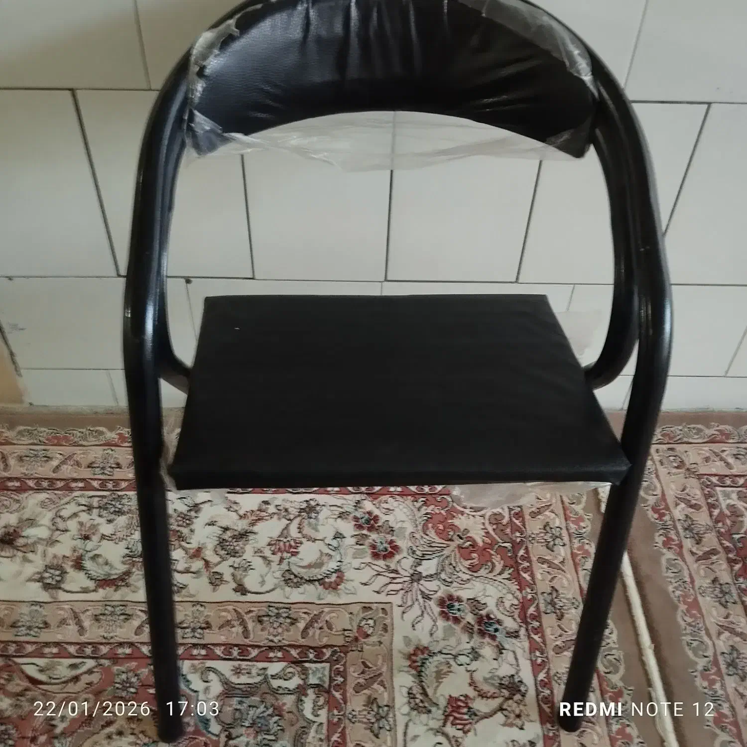 صندلی|صندلی و نیمکت|بروجن, |دیوار