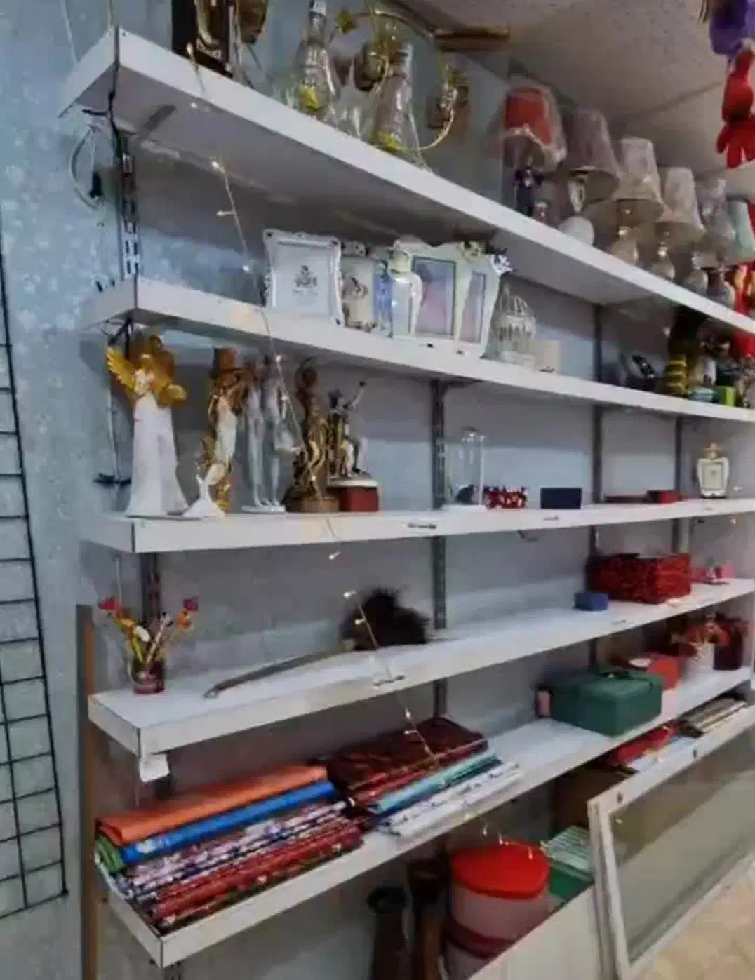 قفسه ی چوبی محکم و بادوام برای مغازه|کتابخانه، شلف، قفسههای دیواری|اردبیل, |دیوار