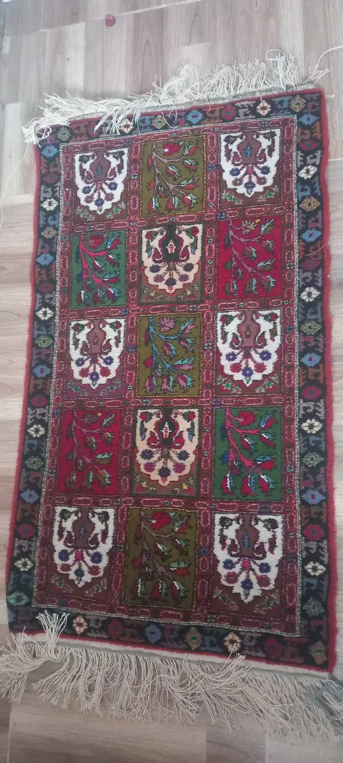 قالیچه دست بافت|فرش|تربت جام, معدآباد|دیوار