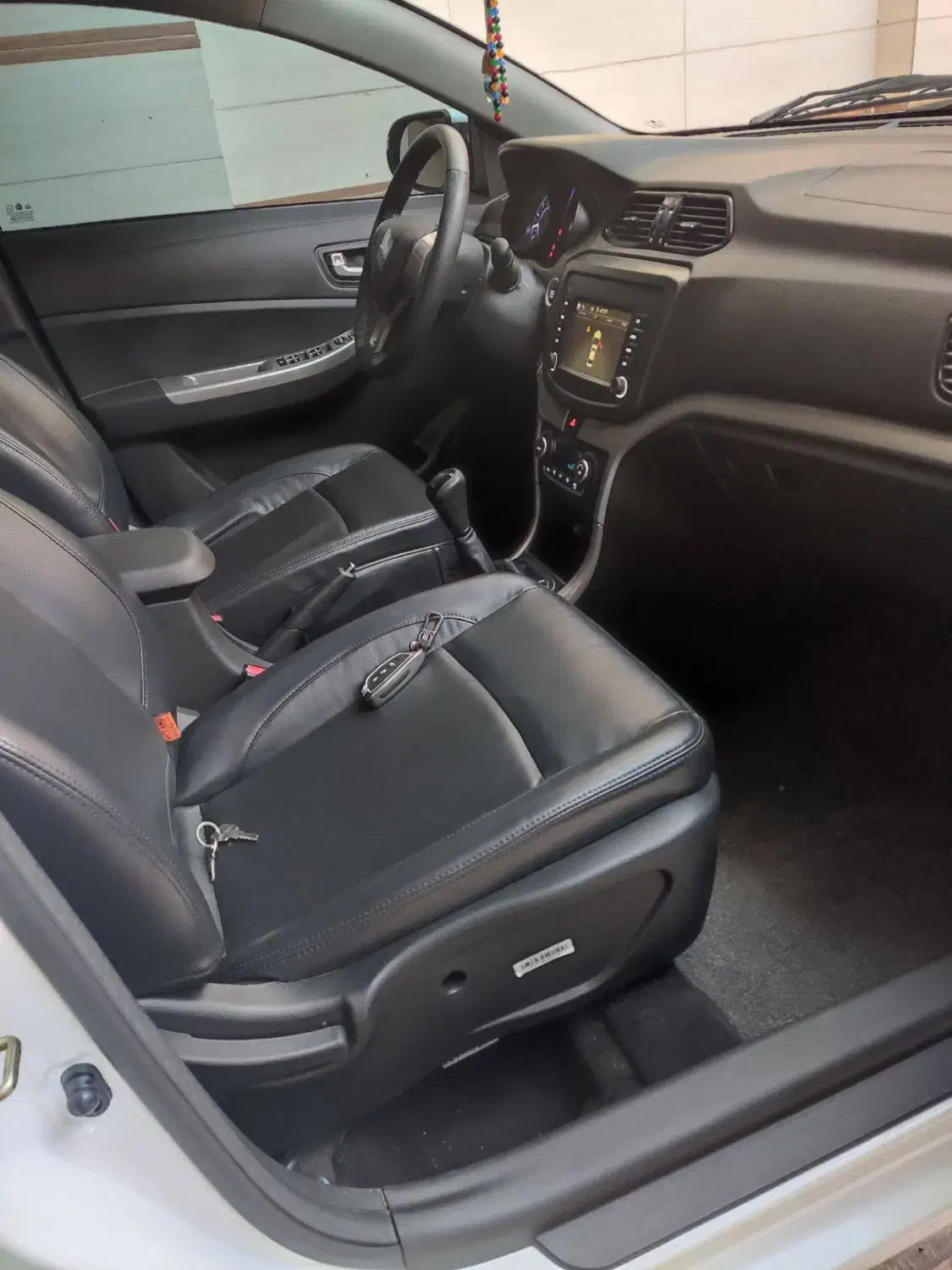 شاهین ۱۴۰۴ خوش رخ سقف کاور مشکی فوری|خودرو سواری و وانت|شاهدشهر, |دیوار