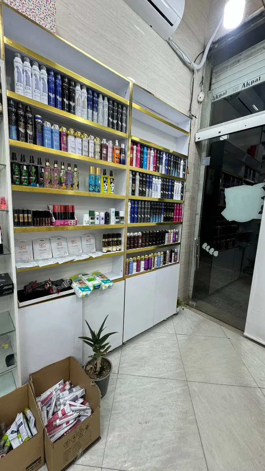 ویترین مغازه|فروشگاه و مغازه|ملارد, |دیوار