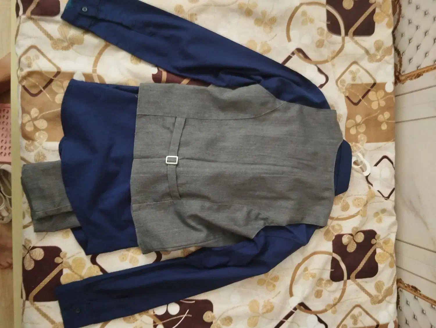 جلیغه و شلوار با لباس|لباس|کنگاور, |دیوار