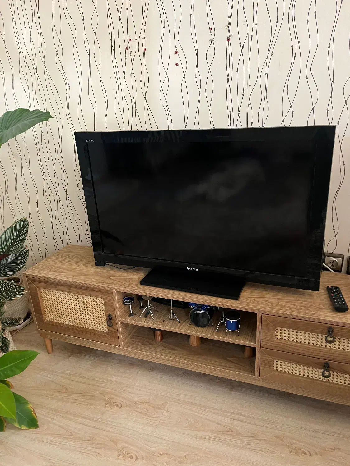 تلویزیون|تلویزیون و پروژکتور|ارومیه, |دیوار