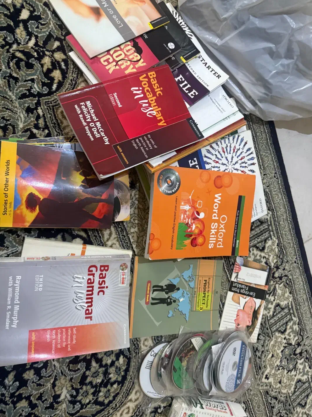 کتاب زبان|کتاب و مجله آموزشی|رشت, گلسار|دیوار