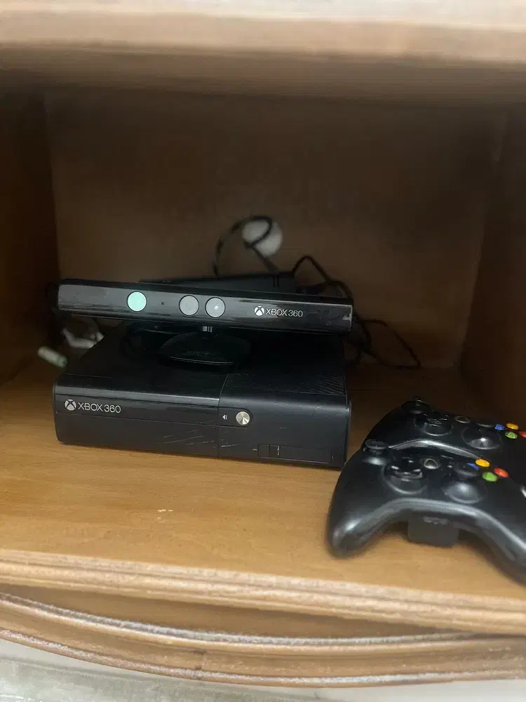 ایکس باکس360 سوپر اسلیم|کنسول، بازی ویدئویی و آنلاین|اقبالیه, |دیوار