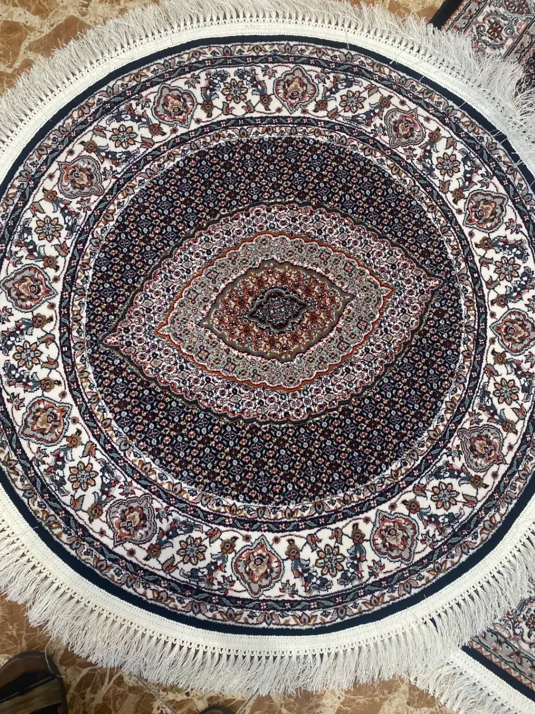 فرش1*3و1*1ماهی مشهد آکبند تمام نخ(فرش کریم زاده)|فرش|تبریز, |دیوار