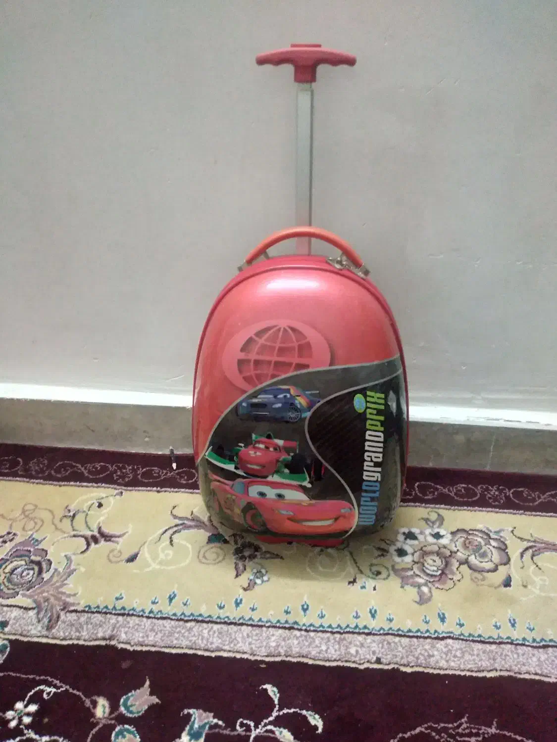 چمدان کودک|کیف، کفش، کمربند|بروجرد, |دیوار