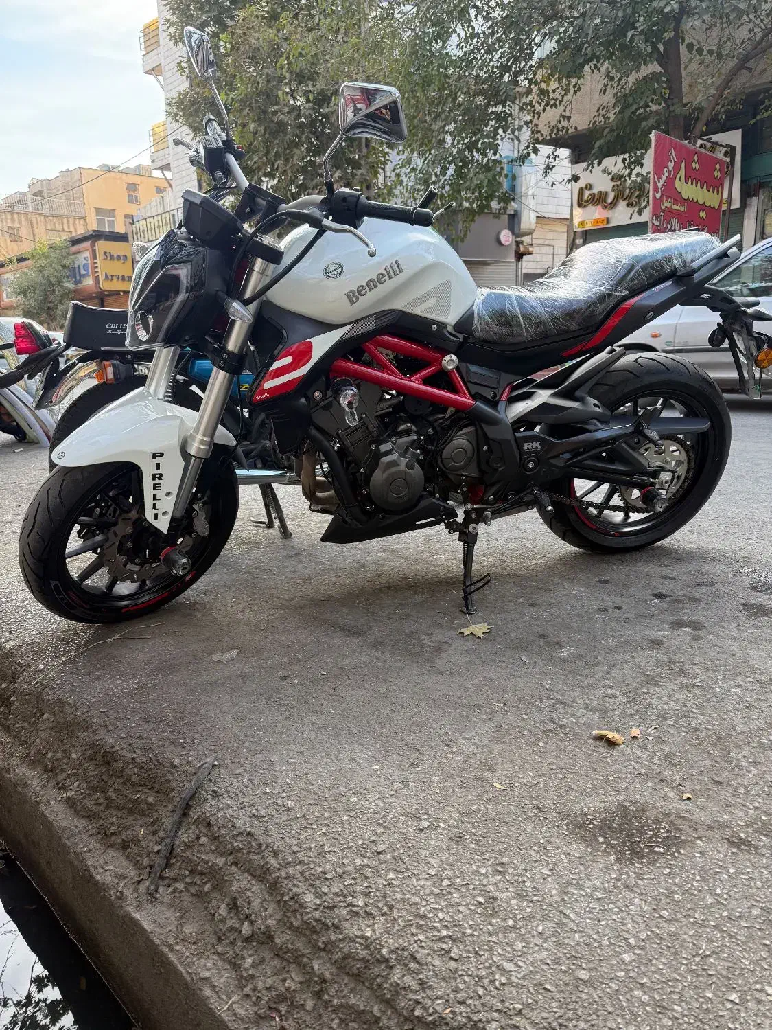 موتور بنلی 300|موتورسیکلت|خرمآباد, |دیوار