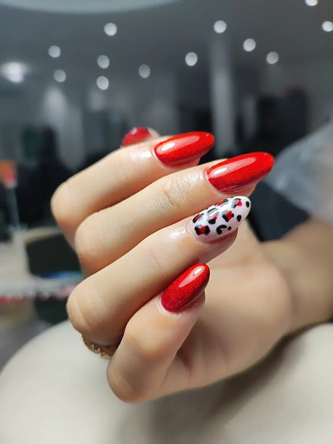 انواع طراحی،فرنچ و آمبره «رایگان»|خدمات آرایشگری و زیبایی|چالوس, |دیوار