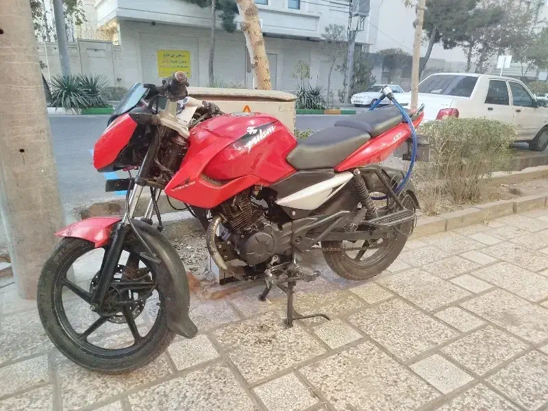 موتور.LS.135.پالس.|موتورسیکلت|مشهد, کوه سنگی|دیوار