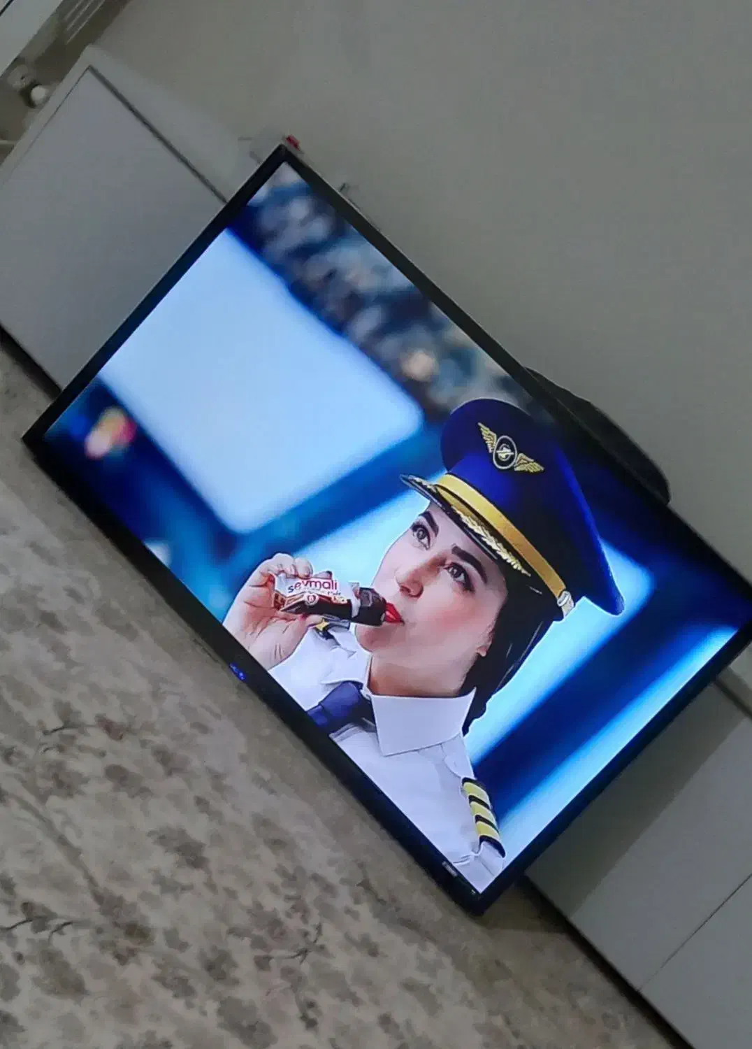 تلوزیون ال ای دی جی پلاس۳۲اینچ|تلویزیون و پروژکتور|تهران, خانی‌آباد|دیوار