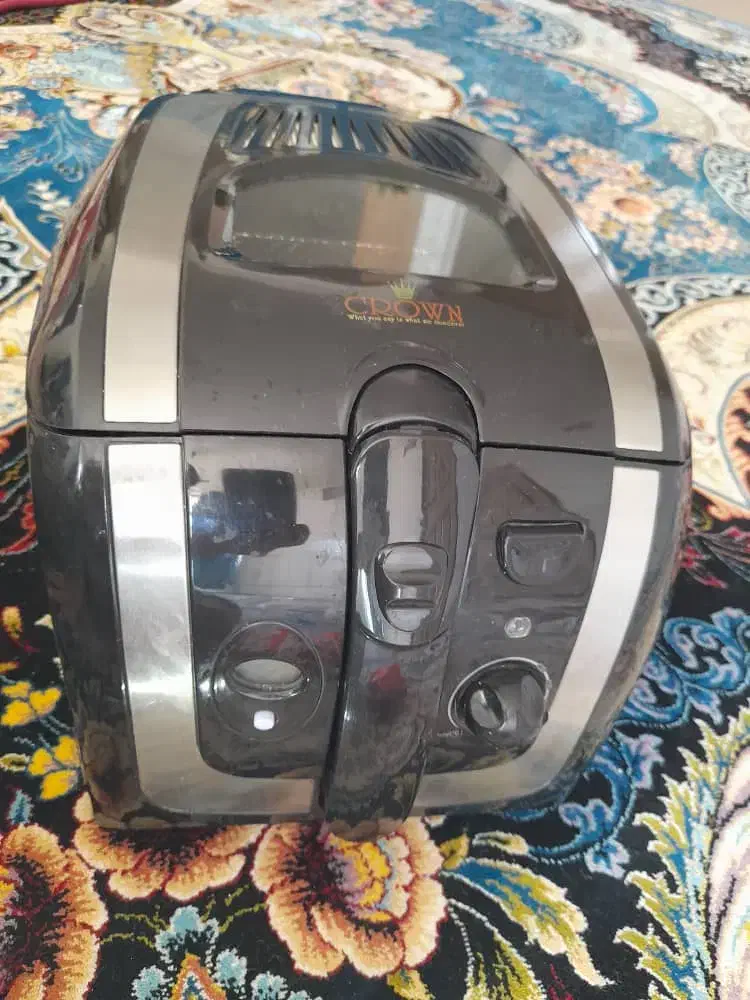 سرخ کن حرفه ای و نو|اجاق گاز و لوازم برقی پخت‌وپز|زیباشهر, |دیوار