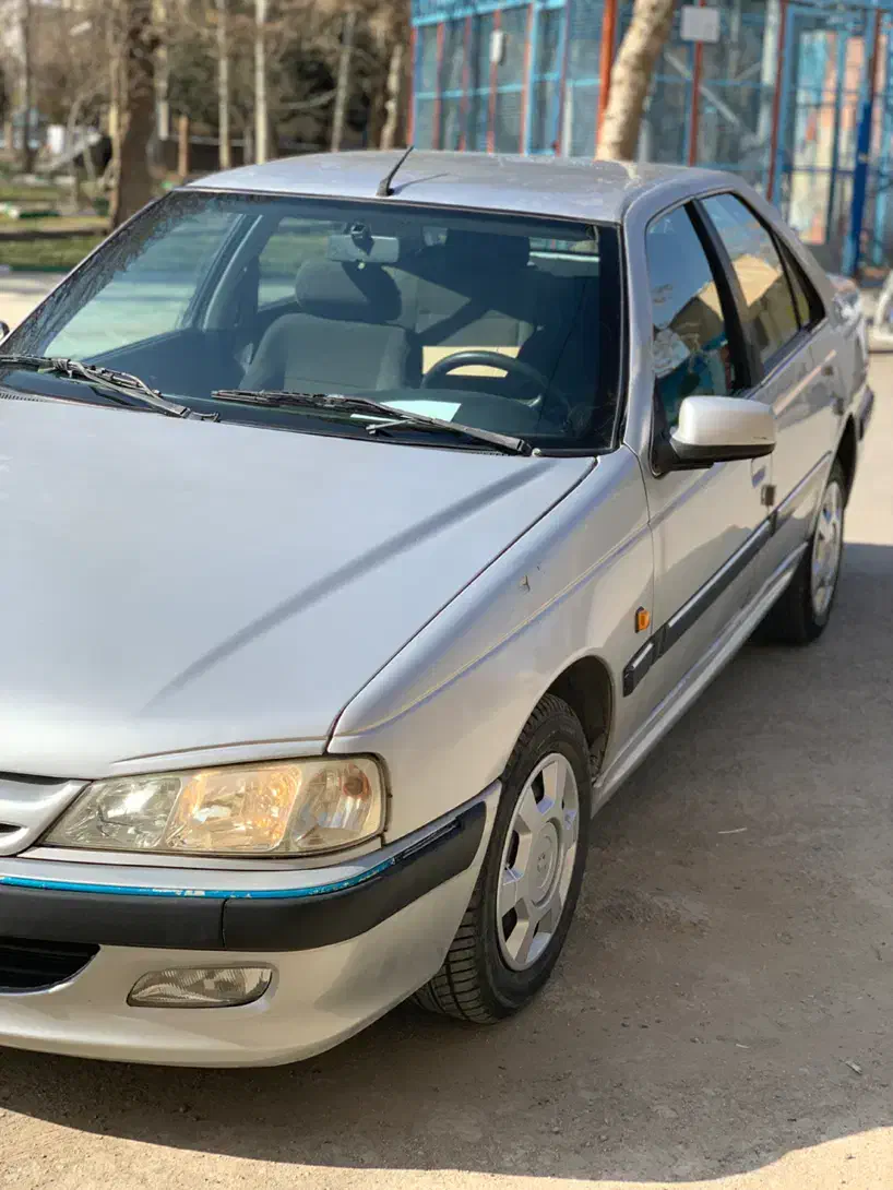 پژو پارس نقره ای|خودرو سواری و وانت|بروجرد, |دیوار