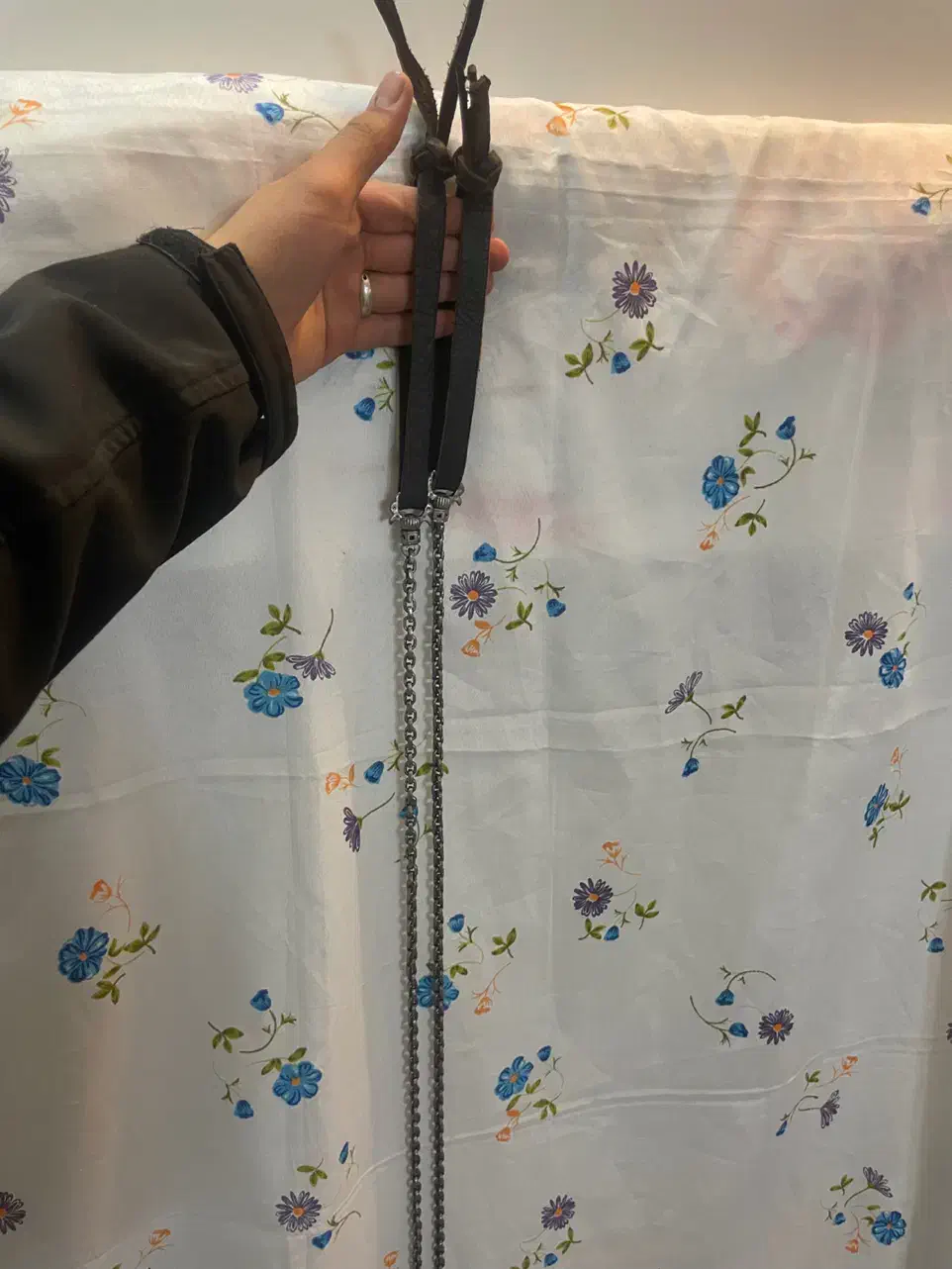 زنجیر یزدی|اسب و تجهیزات اسب‌سواری|گلپایگان, |دیوار