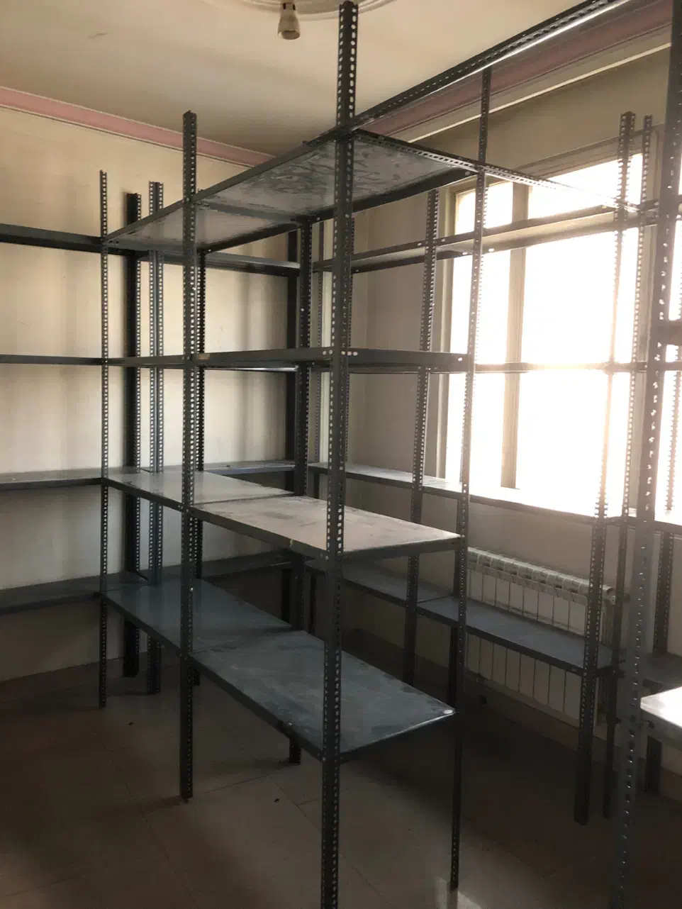 کفی قفسه ۴۰در ۹۵ در حد نو|کتابخانه، شلف، قفسه‌های دیواری|تهران, تهرانسر مرکزی|دیوار