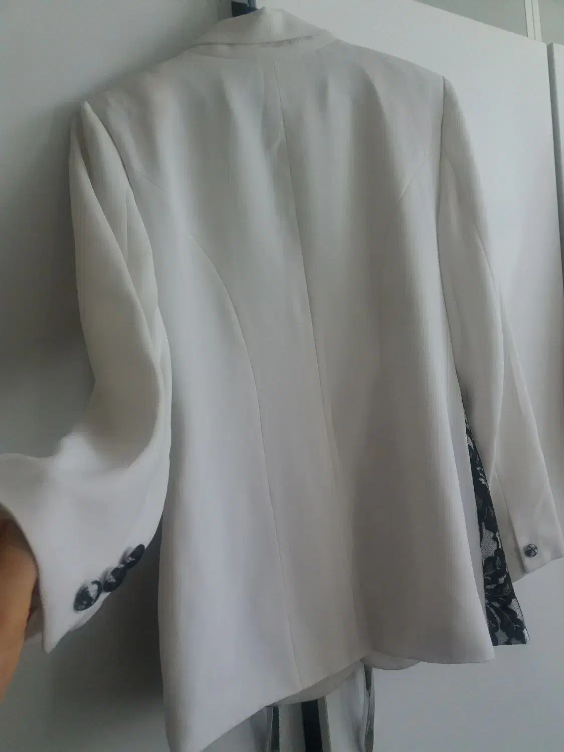 ماتتو و کت|لباس|فولادشهر, فولادشهر|دیوار