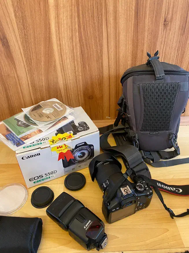 دورربین Canon 550 D با لوازم جانبی|دوربین عکاسی و فیلم‌برداری|تهران, فرحزاد|دیوار
