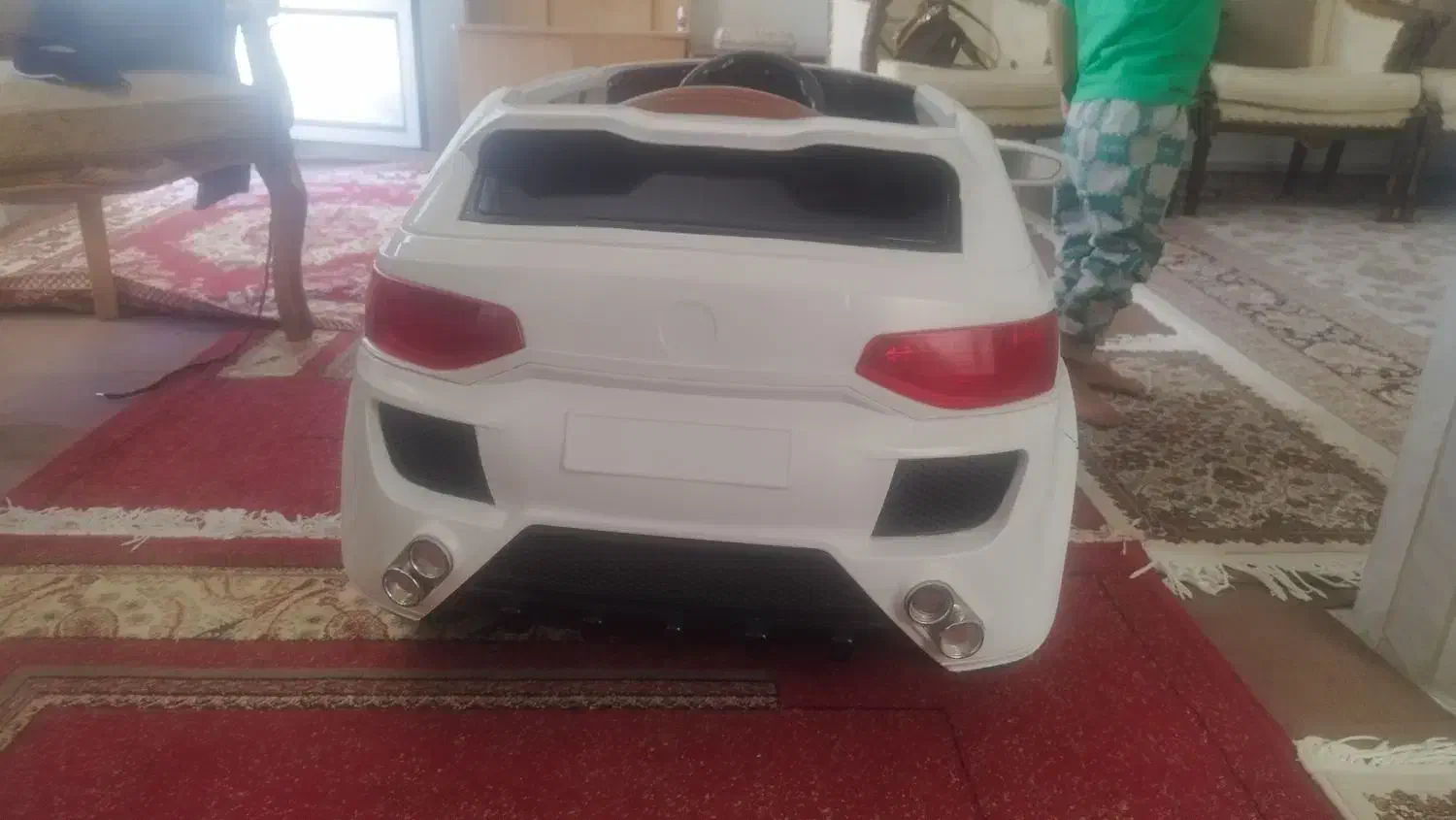 ماشین شارژی|اسباب‌بازی بچه|خرم‌آباد, |دیوار