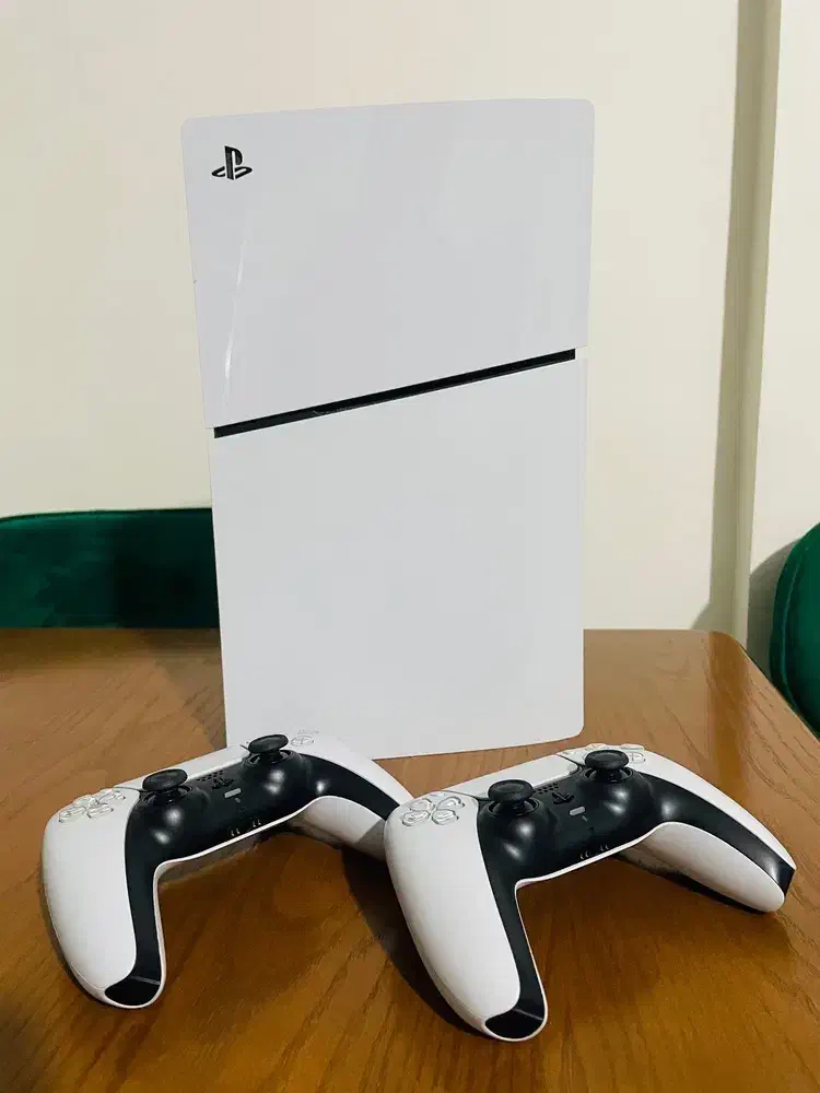 ps5  دیسک خور دو دسته|کنسول، بازی ویدئویی و آنلاین|تهران, آذری|دیوار