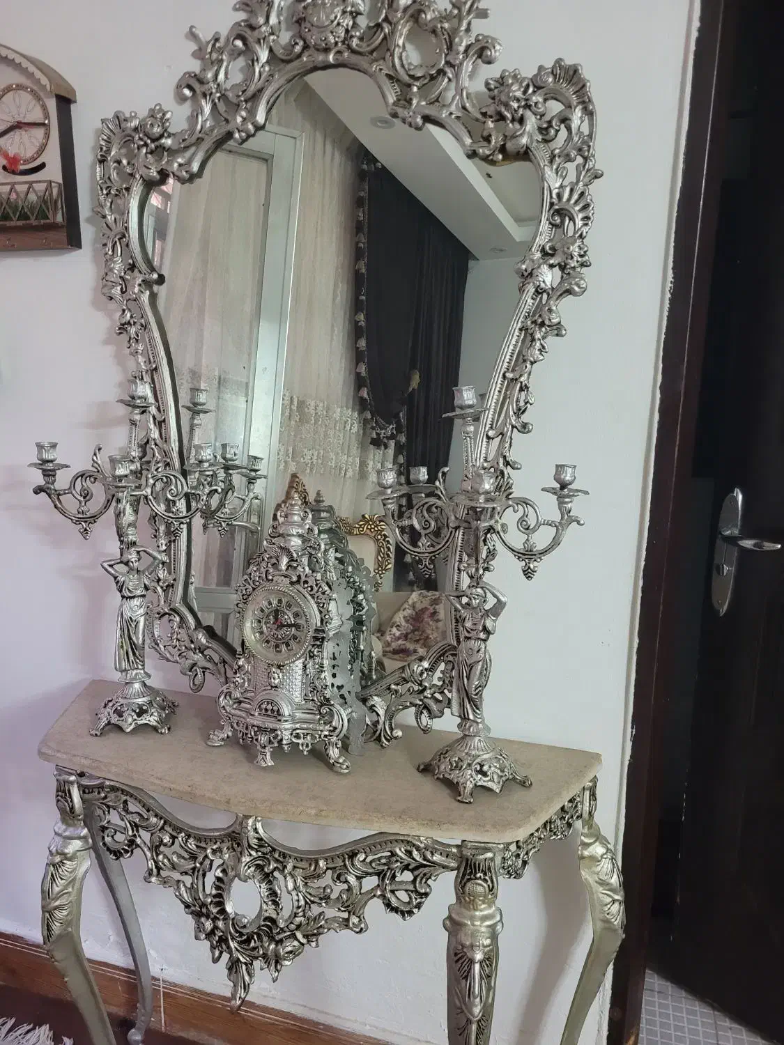 آینه وشمعدان وساعت وکنسول|آینه|اصفهان, نصرآباد|دیوار