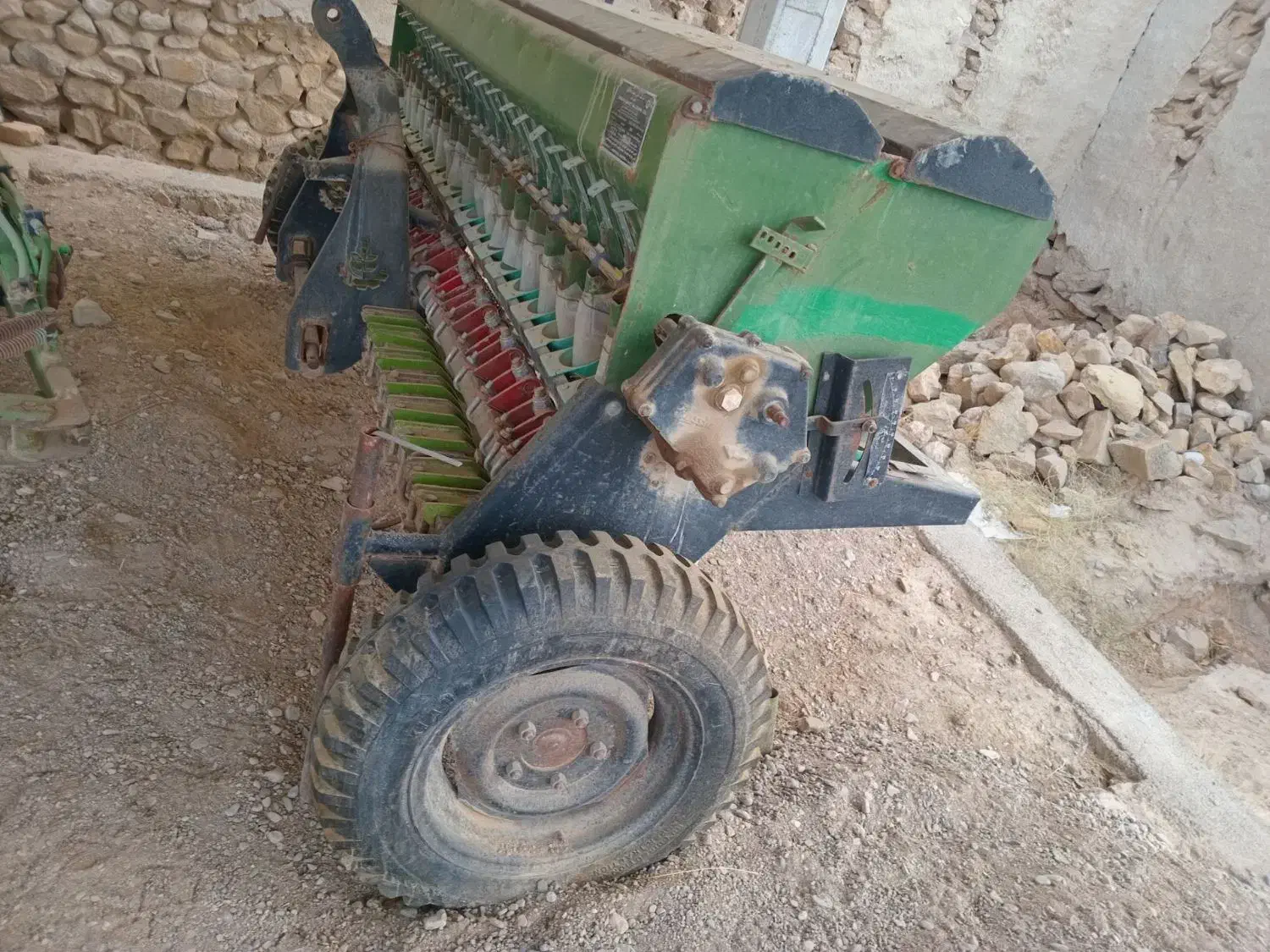 ردیف کار|ابزارآلات|کلاله, |دیوار