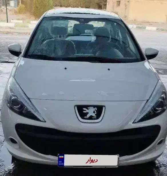 207iپانوراما فول ارتفاع مدل 1404رینگ آلومینیومی|خودرو سواری و وانت|اصفهان, فرودگاه شهید بهشتی|دیوار