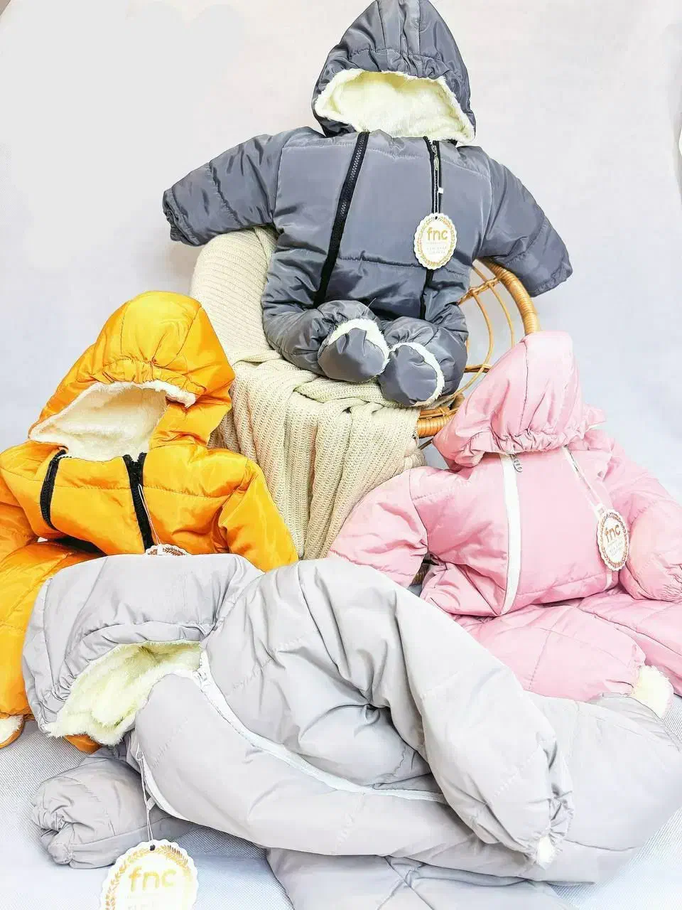 کاپشن و سرهمی|کفش و لباس بچه|ساوه, |دیوار