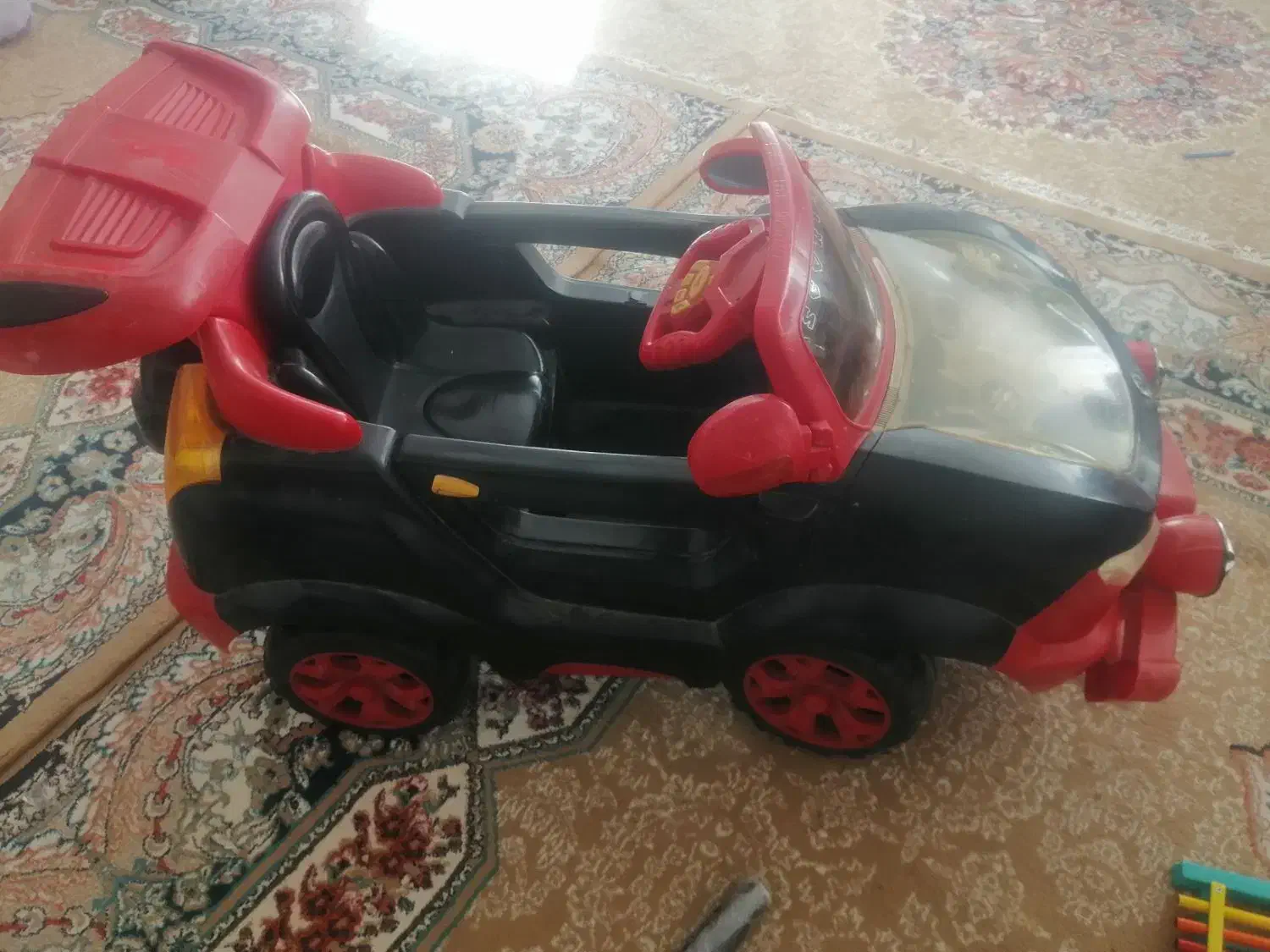 ماشین شارژی|اسباببازی بچه|لنجان, |دیوار