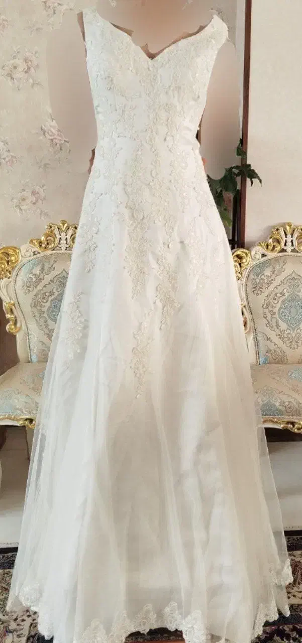 لباس عروس|لباس|اصفهان, شیخ اشراق|دیوار