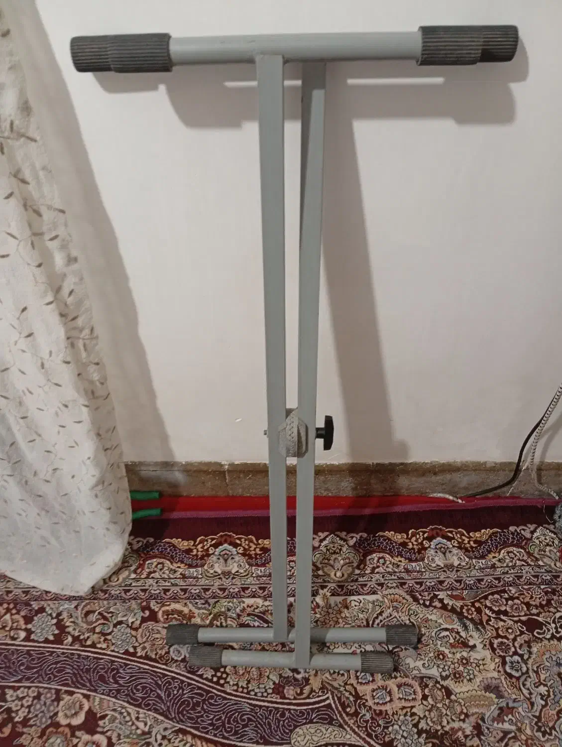 یک عدد پایه ارگ ضربدری|پیانو، کیبورد، آکاردئون|کرمان, |دیوار