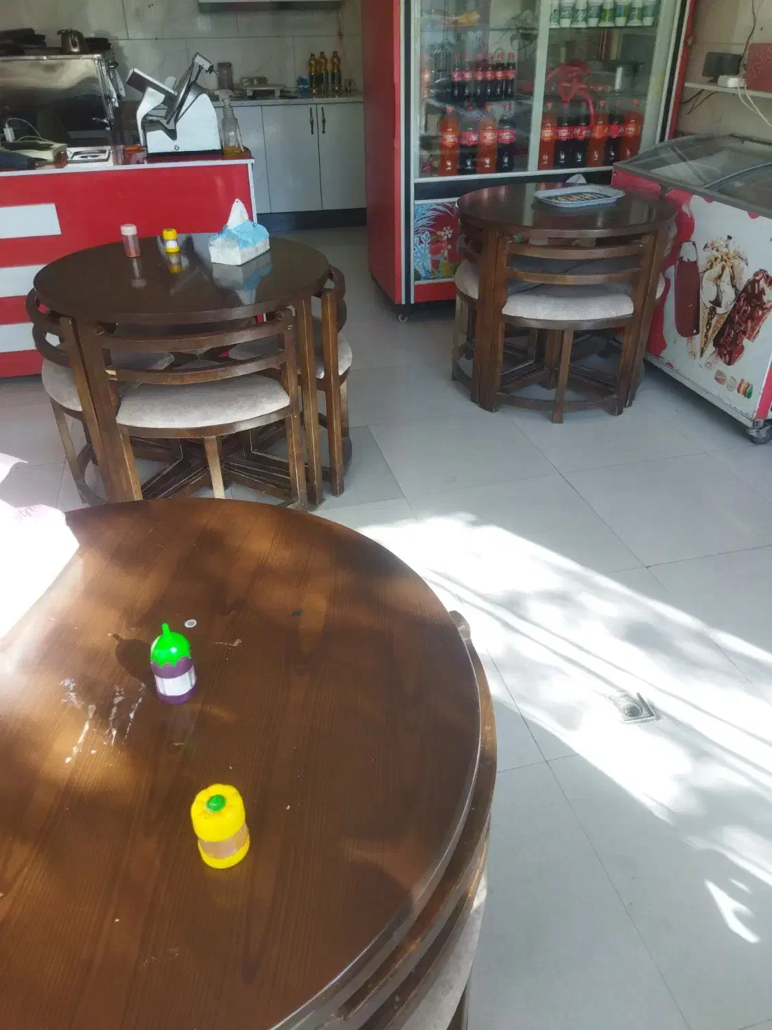 کلیه وسایل ساندویچی یکجا واگذار میشود|کافی‌شاپ و رستوران|هشترود, |دیوار