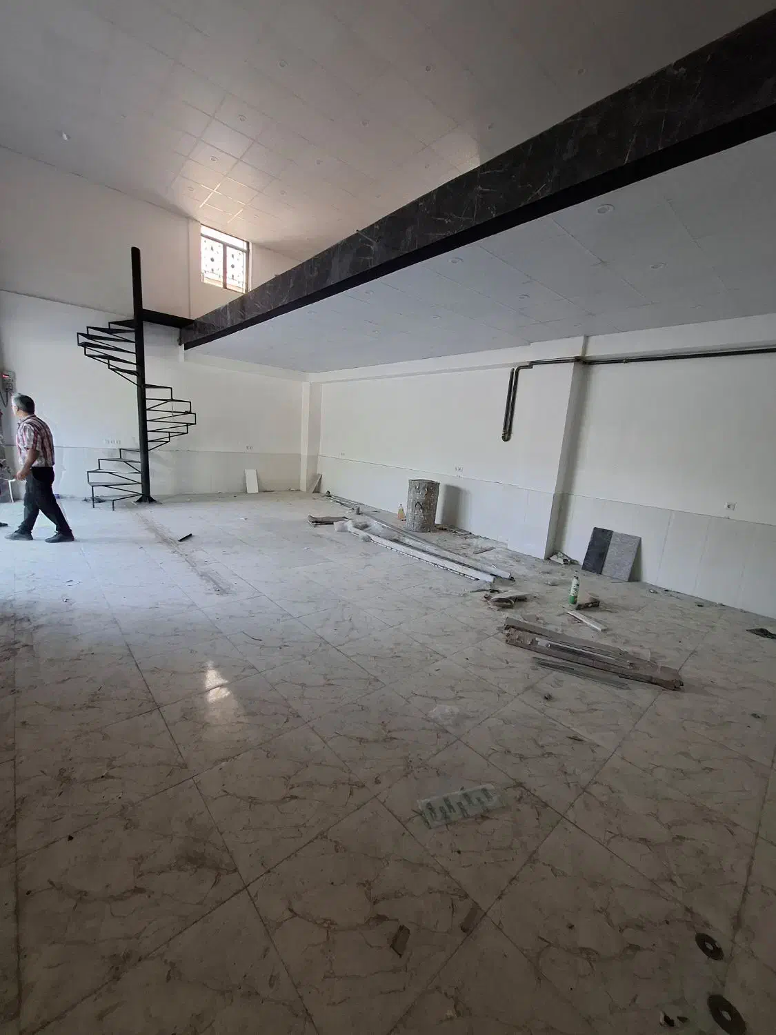 اجاره مغازه بر خیابان|اجارهٔ مغازه و غرفه|بروجرد, |دیوار